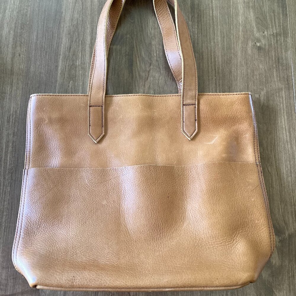 Duluth Trading Company Lifetime leather Tote - Brand New - fully lined